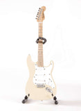 Axe Heaven Fender Licensed Cream Strat 1/4 scale Collectible FS-013