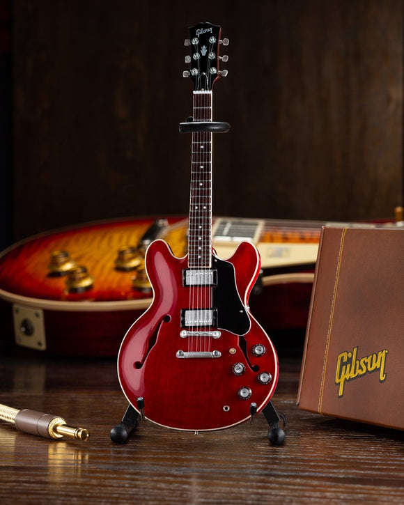 Axe Heaven Gibson ES-335 Faded Cherry 1/4 scale Miniature Collectible Guitar GG-320